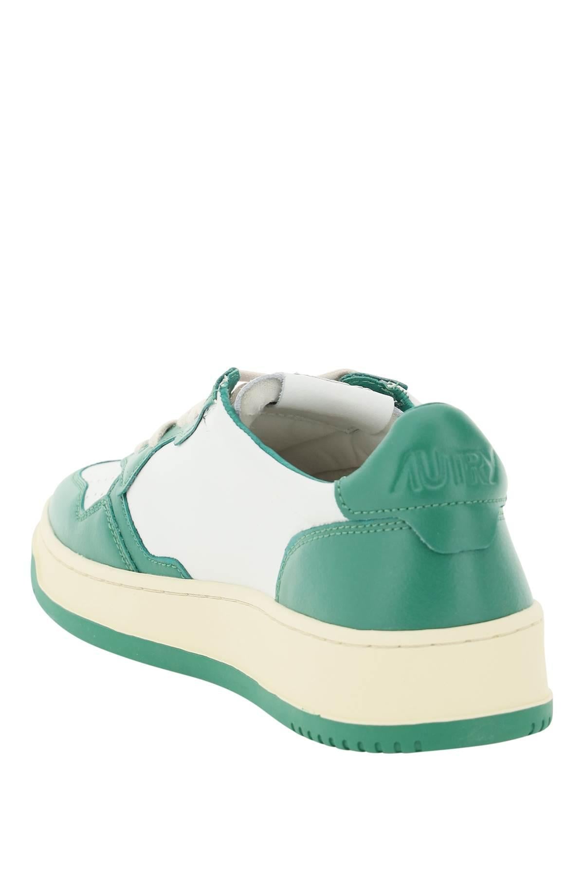 AUTRY leather medalist low sneakers